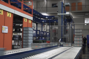 Vertical conveyor installed by Pacoma Systems